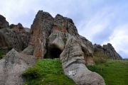 دره روستای یای شهری «دهكده سنگی» مراغه