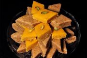 شیرینی سنتی لوز  مراغه
